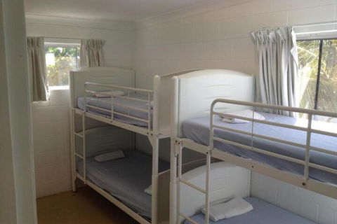 Absolute Backpackers Mission Beach - eAccommodation 2