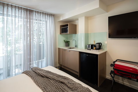 Ascot Budget Inn & Residences - eAccommodation 1
