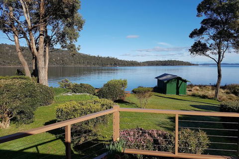 Abs By The Bay - eAccommodation 1