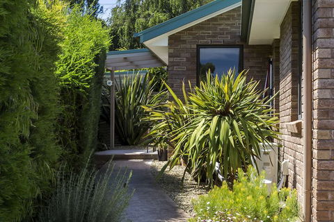 Abs By The Bay - eAccommodation 4