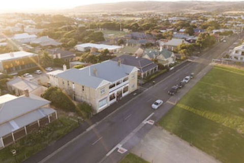 Port Elliot Beach House YHA Hostel - eAccommodation 0