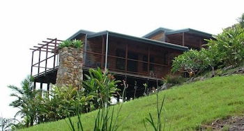 A Sacred Mountain Retreat - eAccommodation 0