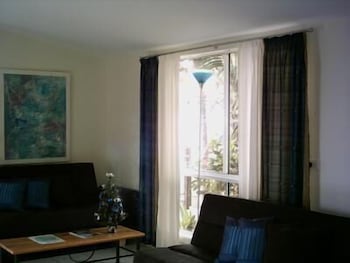 A Sacred Mountain Retreat - eAccommodation 4