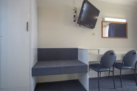 Acacia Motor Inn - eAccommodation 5