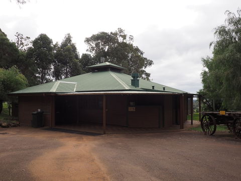 Augusta Sheoak Chalets - eAccommodation 0