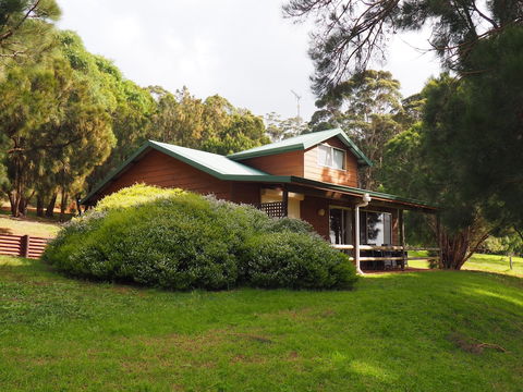 Augusta Sheoak Chalets - eAccommodation 2