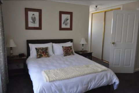 Austin Rise Bed And Breakfast - eAccommodation 4