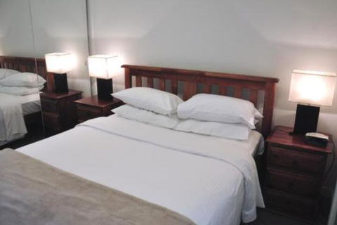 Astra Collins St. Docklands - eAccommodation 6