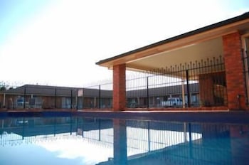 Australian Settlers Motor Inn - eAccommodation 3