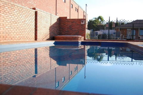 Australian Settlers Motor Inn - eAccommodation 4