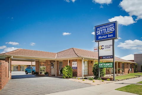 Australian Settlers Motor Inn - eAccommodation 0