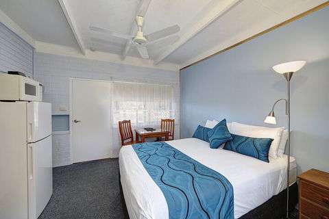 Moore Park Beach Motel - eAccommodation 7