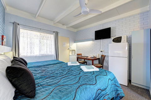 Moore Park Beach Motel - eAccommodation 5