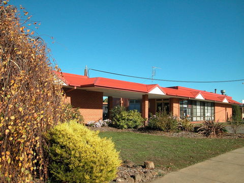 Ambassador Motor Inn Ballarat - eAccommodation 1
