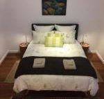 Smiths Lake House - eAccommodation