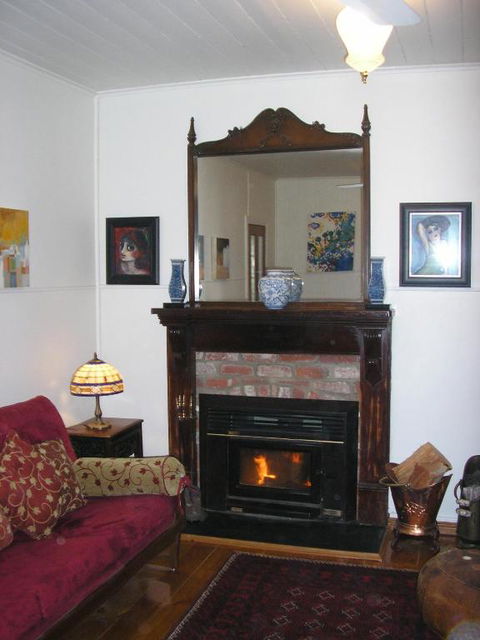 C & As Cottage - eAccommodation 6