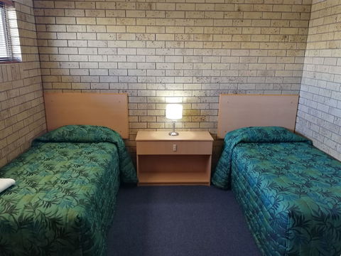 Macintyre Motor Inn - eAccommodation 6