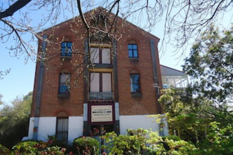Accommodation In An Historic Warehouse - eAccommodation 0