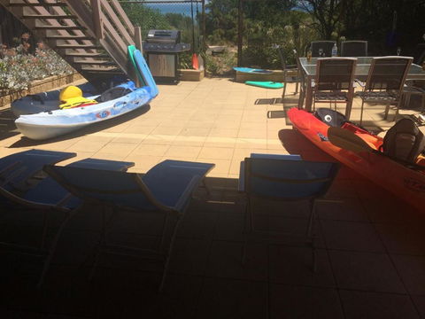 Award Winning Beach Front Retreat - eAccommodation 4