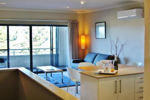 Pier Number 10 - eAccommodation 4