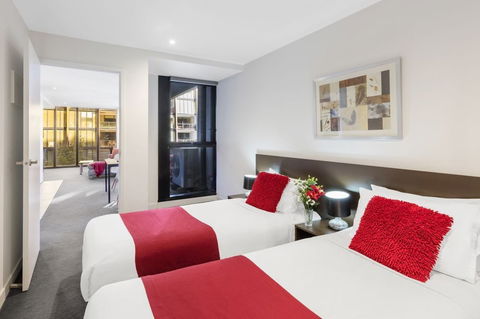 Aura On Flinders Serviced Apartments - eAccommodation 2
