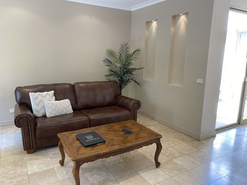 Acacia Terraces - eAccommodation 6