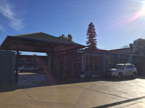 Ashfield Motor Inn - eAccommodation 0
