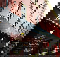 Shakespeare Hotel Surry Hills - eAccommodation