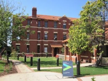 Alphington VIC eAccommodation