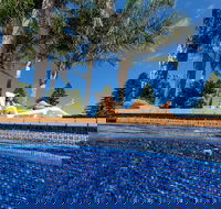 Barlings Beach Holiday Park - eAccommodation