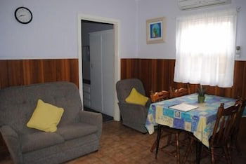 Anchorage Holiday Units - eAccommodation 3