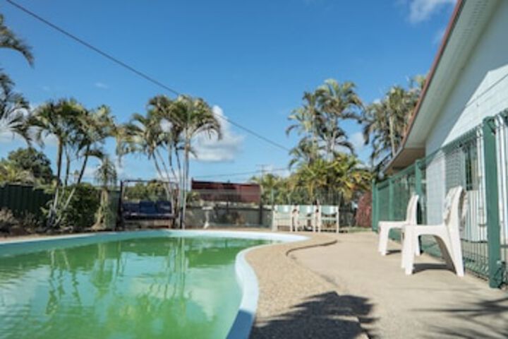 Bluff QLD eAccommodation