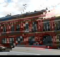 Mandelson's of Goulburn - eAccommodation