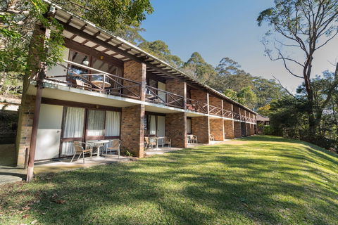 Avoca Beach Hotel - eAccommodation 0