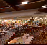 Bribie Island Hotel - eAccommodation