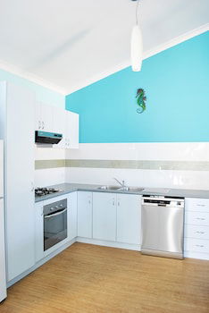 Driftwood Apartments - eAccommodation 6