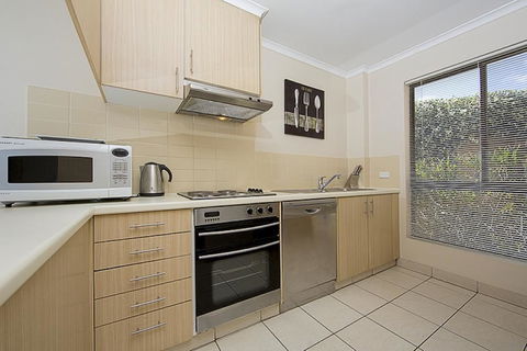 Accommodate Canberra - Kingston Court - eAccommodation 2