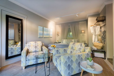 Sailaway Beach House - eAccommodation 1