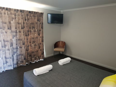 Coro Club Motel - eAccommodation 2