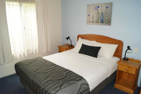 Asters On James Motor Inn - eAccommodation 1