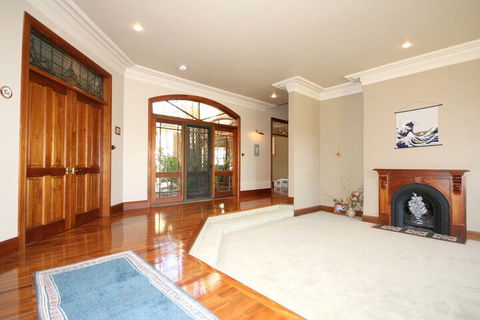 Relaxin - eAccommodation 4