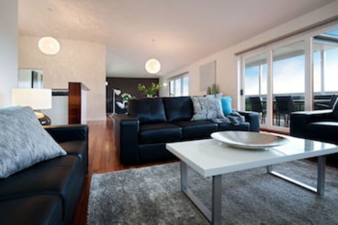 Amanti - eAccommodation 0