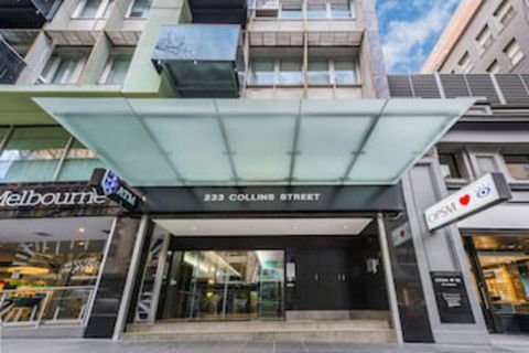 BreakFree On Collins - eAccommodation 0