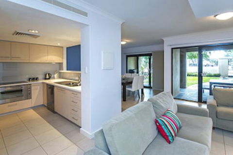Yallingup Beach Resort - eAccommodation 3