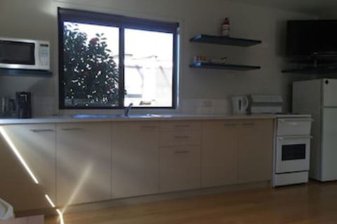 Anglesea Lodge - eAccommodation 0