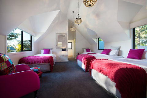 Artemis Retreat - eAccommodation 4