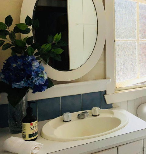 A Country Barn Retreat - eAccommodation 2