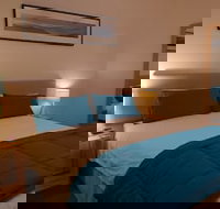 Elm Riverside Accommodation Merrijig - eAccommodation