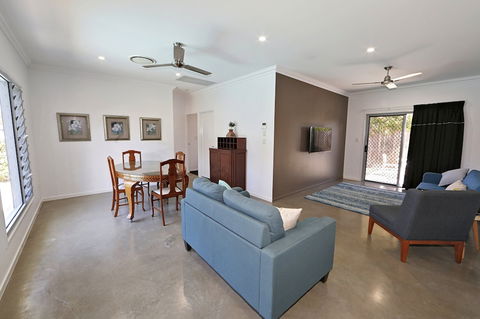 12th Tee Bed And Breakfast - eAccommodation 5