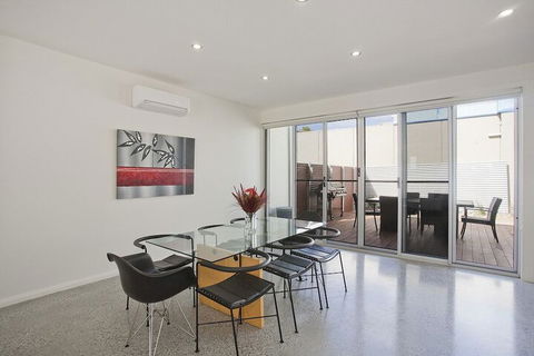 Anglesea River Apartments - eAccommodation 5